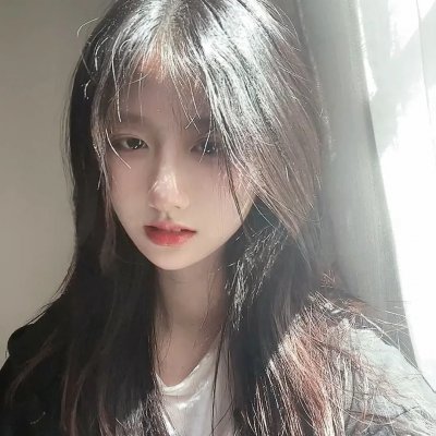 女人与英雄